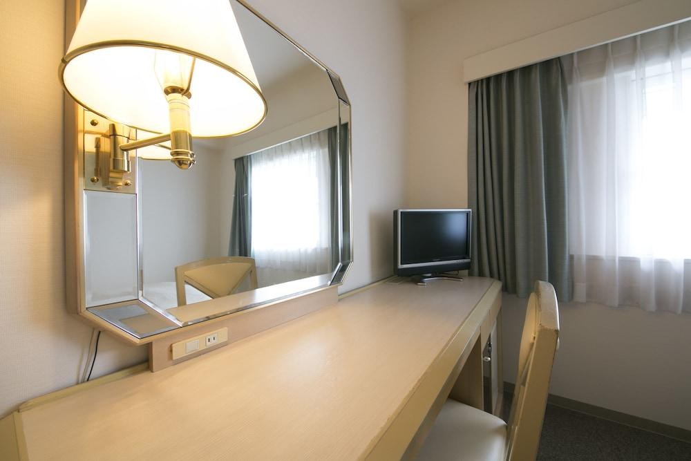 SHIN OSAKA WASHINGTON HOTEL PL photo 3