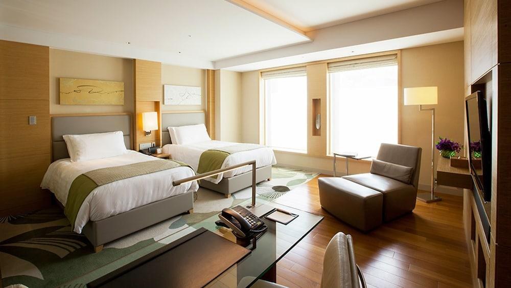 INTERCONTINENTAL OSAKA photo 2