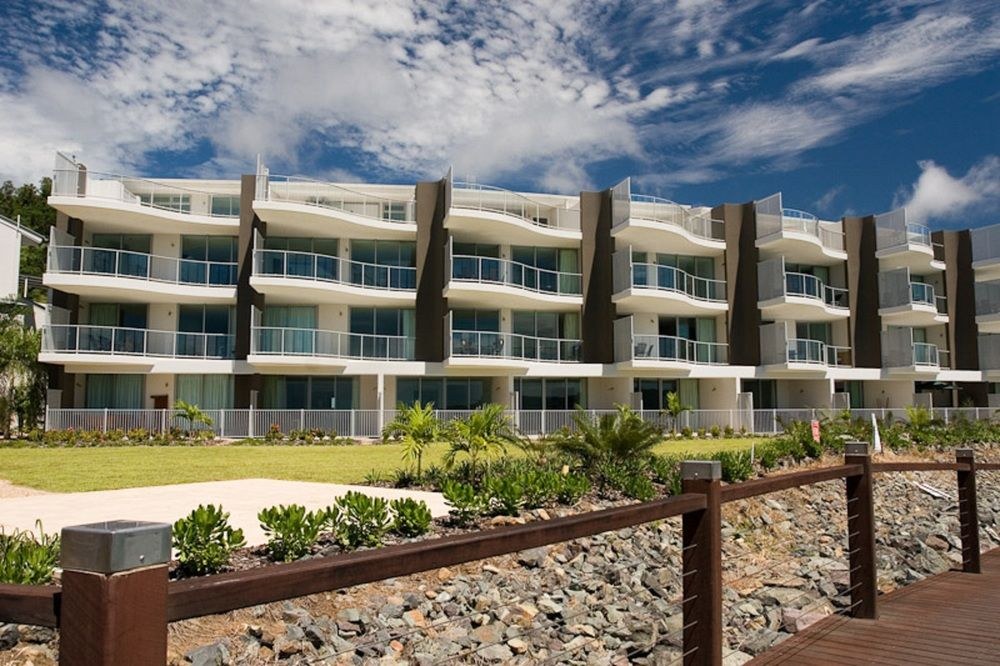 AT MARINA SHORES photo 1