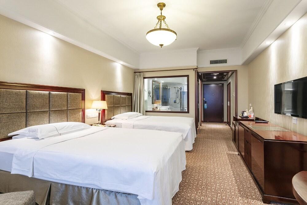 GRAND REGENCY photo 4