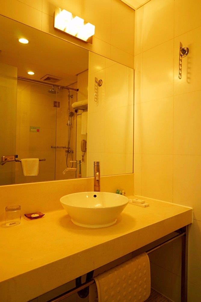DAYS INN FORBIDDEN CITY photo 1