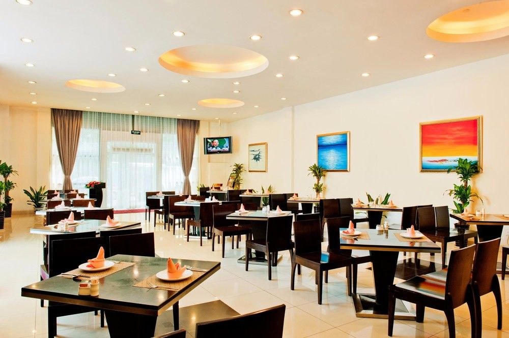 DAYS INN FORBIDDEN CITY photo 3