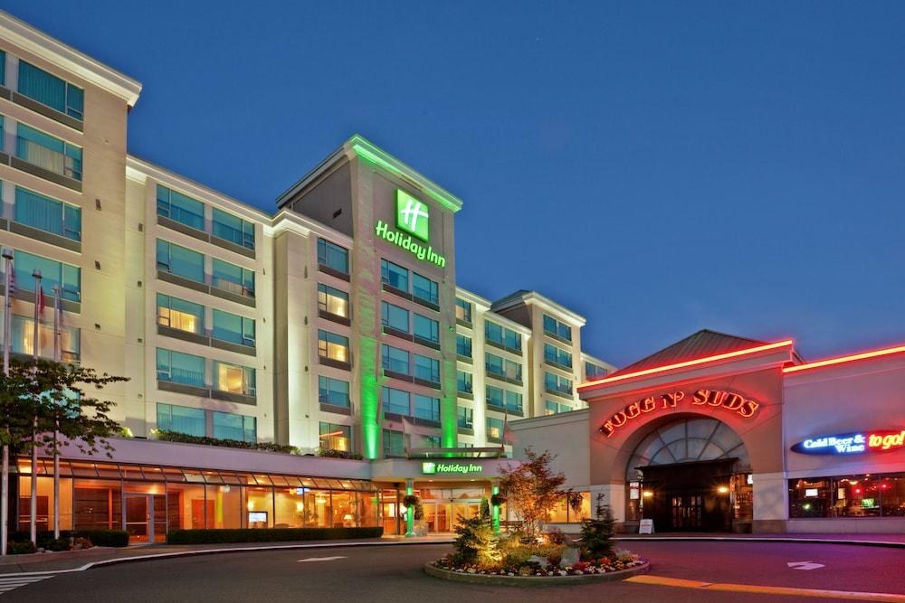 HOLIDAY INN VANCOUVER AIRPORT- RICHMOND photo 3