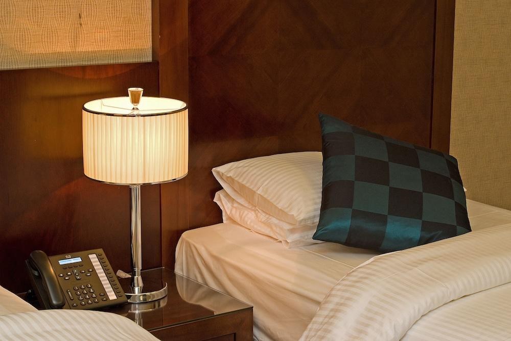 MERCURE JEDDAH AL HAMRA photo 2