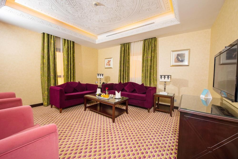 MERCURE JEDDAH AL HAMRA photo 3