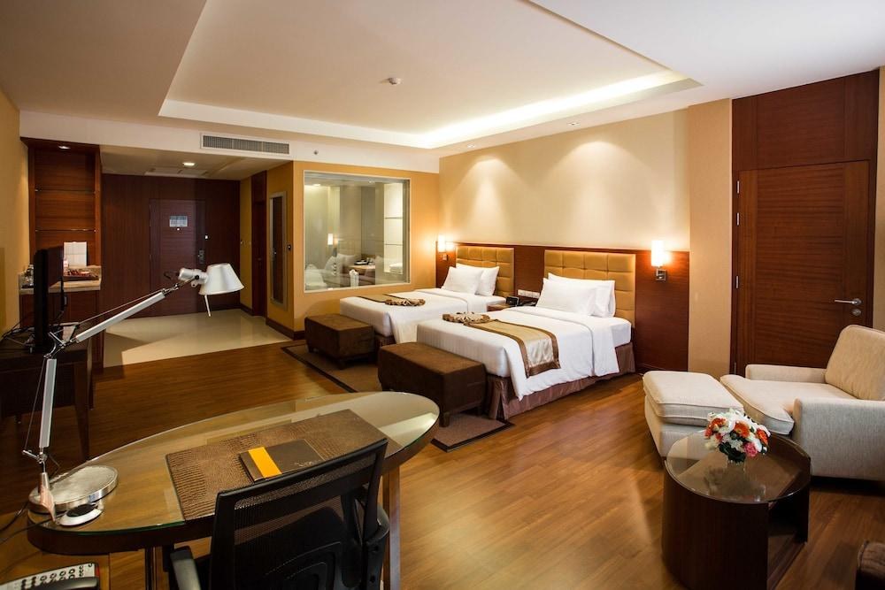 THE GRAND FOURWINGS CONVENTION HOTEL photo 4