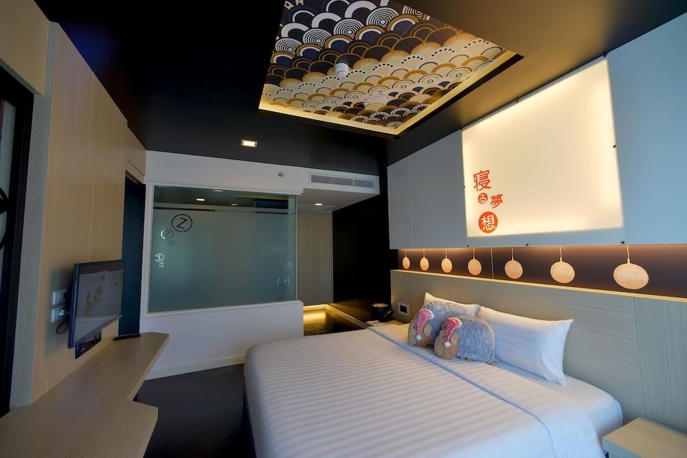 SLEEP WITH ME HOTEL DESIGN HOT photo 4