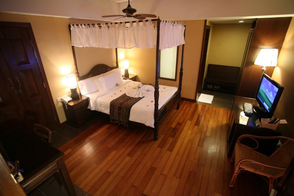 ANGGUN BOUTIQUE HOTEL
