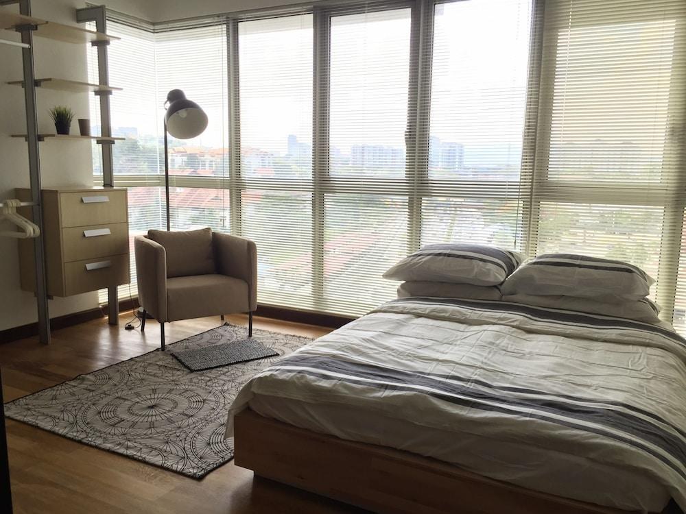 Upper View Regalia Hotel photo 2