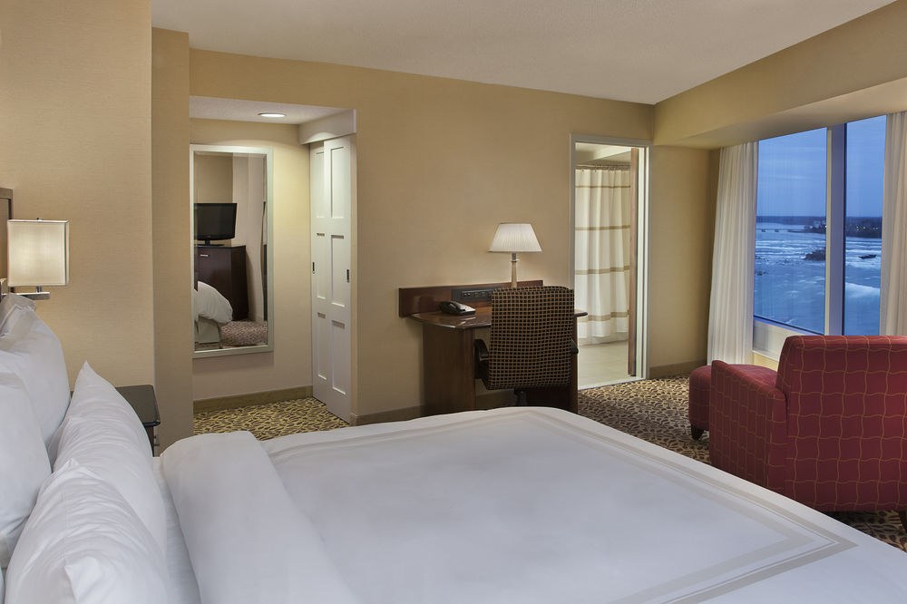 NIAGARA FALLS MARRIOTT FALLSVIEW HOTEL  SPA photo 2