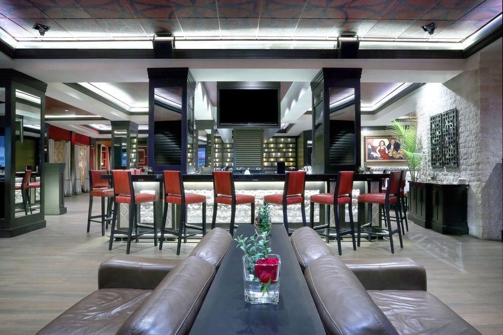 Wyndham Grand Fallsview Hotel