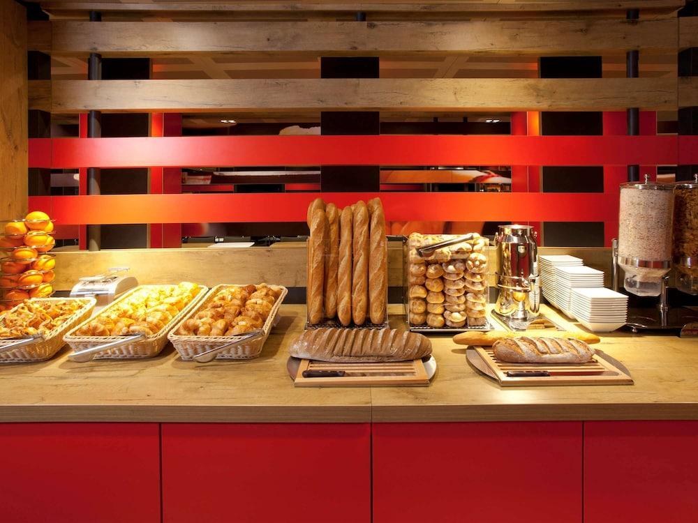 IBIS GENEVE CENTRE NATIONS photo 4