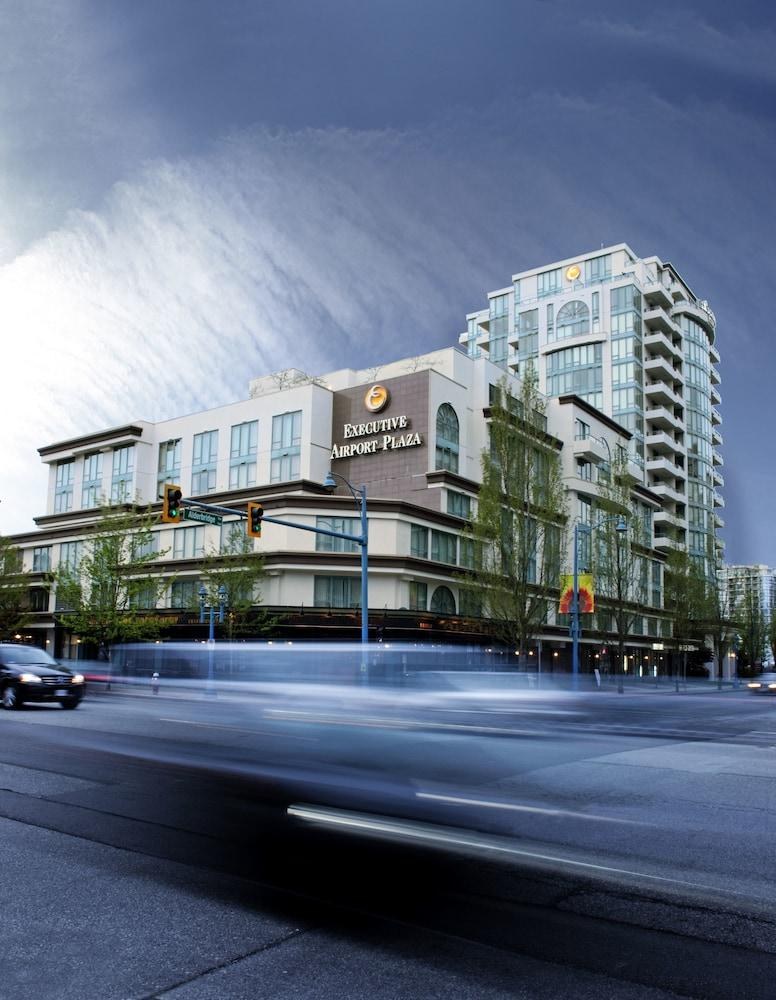 EXECUTIVE AIRPORT PLAZA HOTEL photo 4