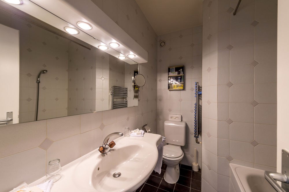 Hotel Churchill photo 1