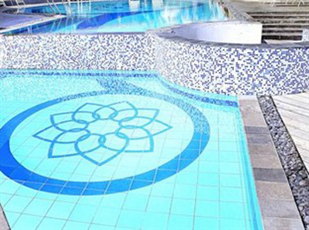GOLDEN FLOWER HOTEL