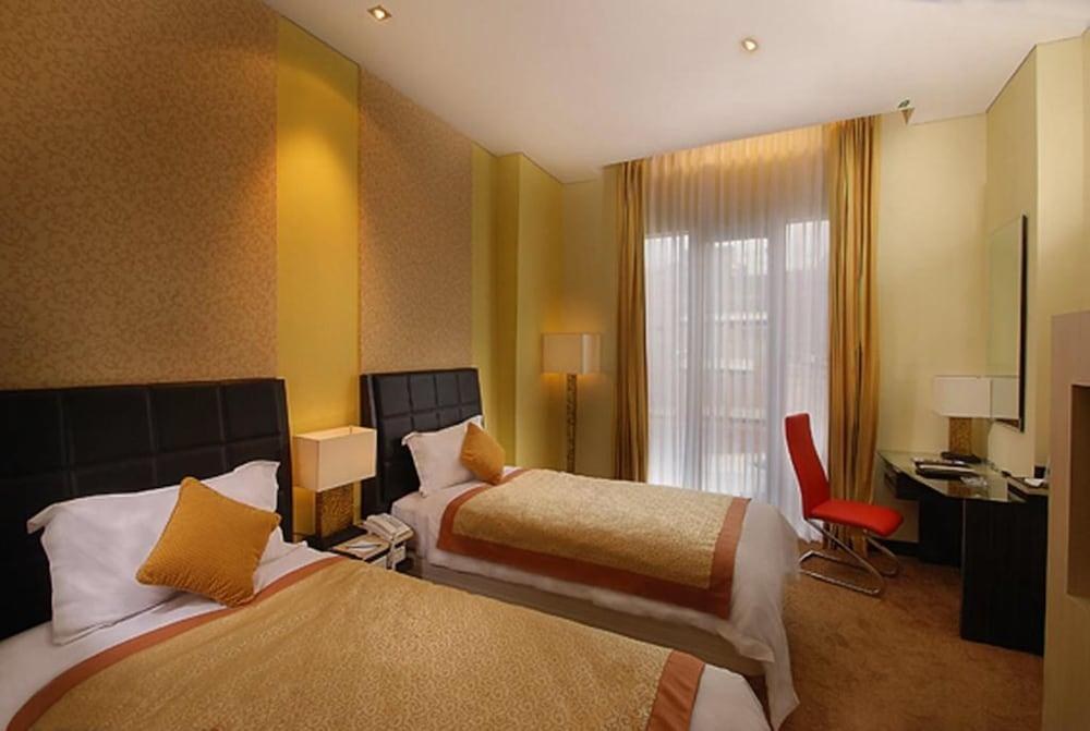 GOLDEN FLOWER HOTEL photo 3