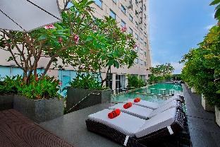 HARRIS HOTEL & CONVENTIONS KELAPA GADING photo 4