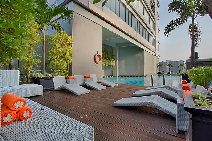 HARRIS SUITES FX SUDIRMAN photo 1