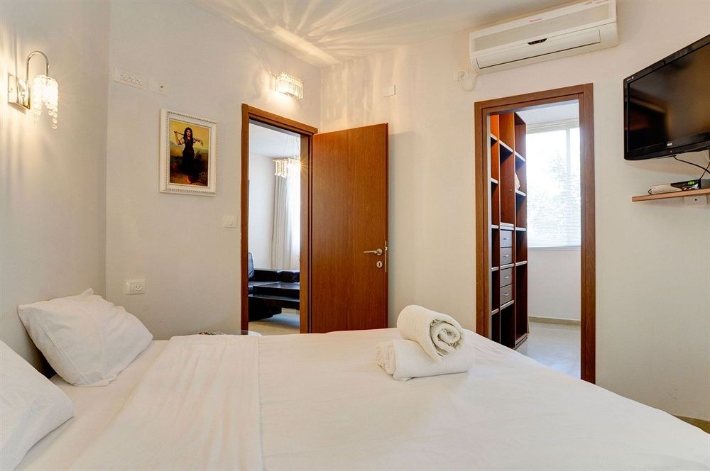 Liber Apartments