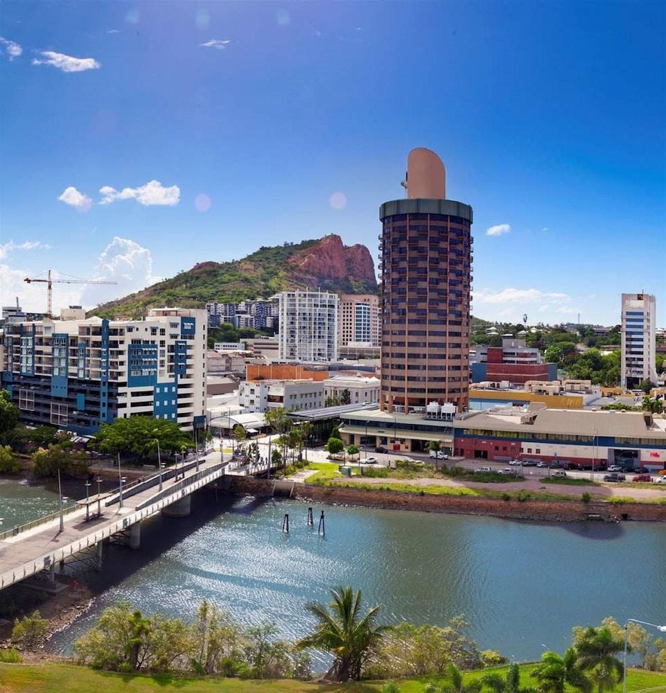 GRAND CHANCELLOR TOWNSVILLE photo 2