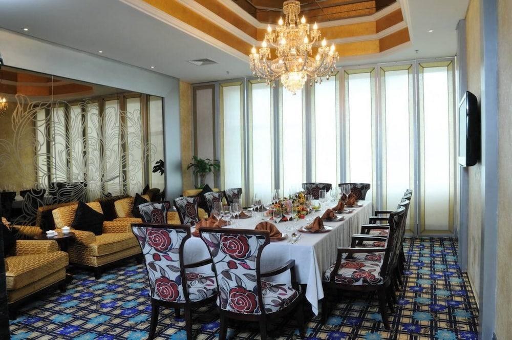 ORIENTAL GARDEN HOTEL photo 4