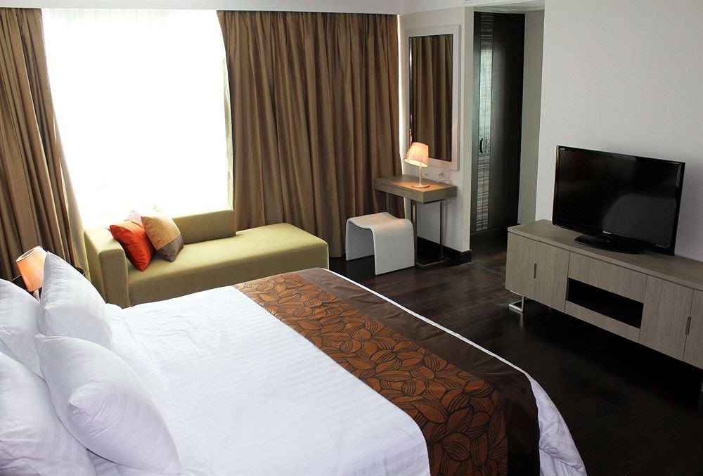 JASMINE GRANDE RESIDENCE