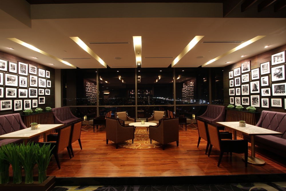 THE BELLEVUE photo 1
