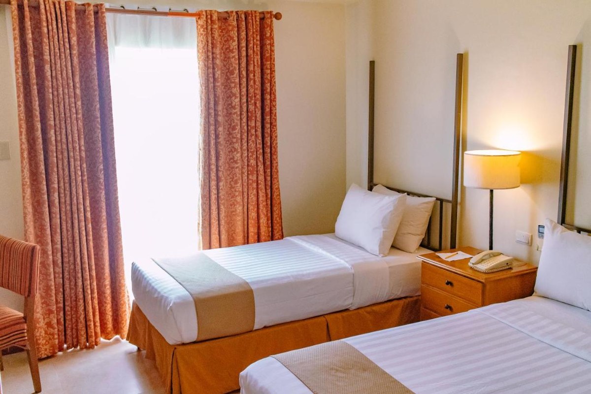 CROWN REGENCY PRINCE RESORT photo 1