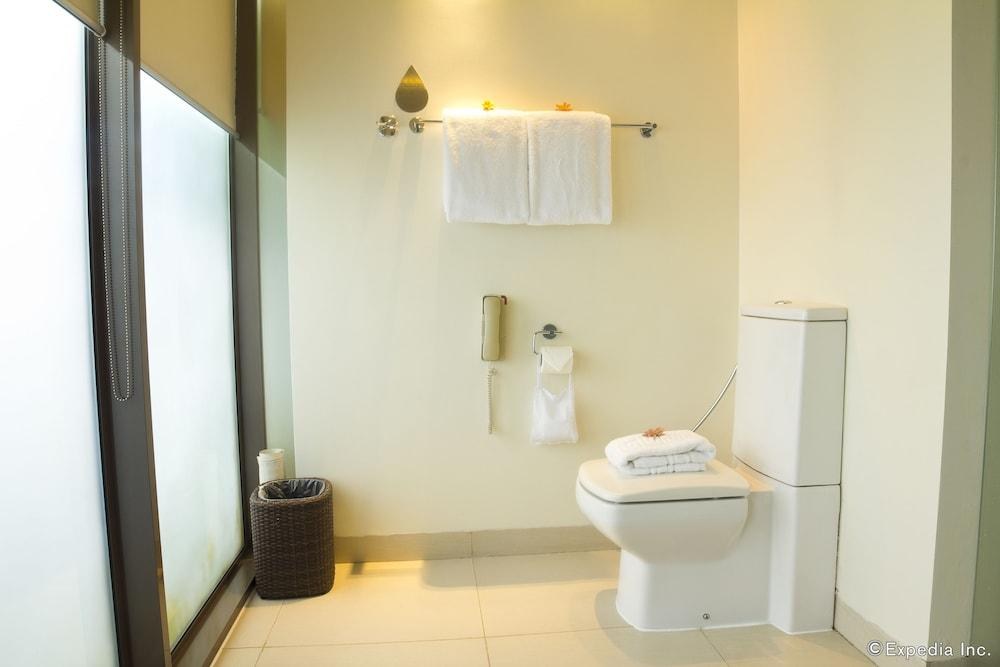 DISCOVERY SHORES photo 3