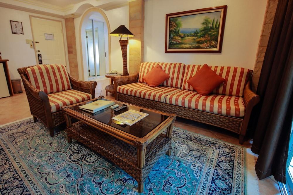 PARADISE GARDEN RESORT HOTEL & CONVENTION CENTER photo 2