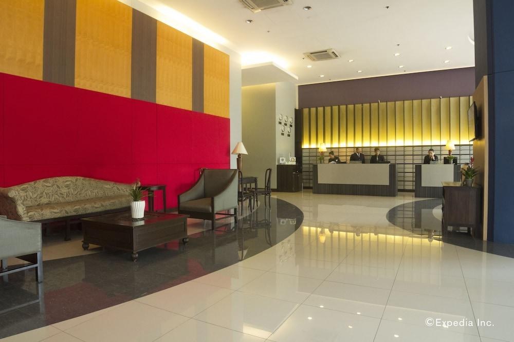 MALAYAN PLAZA photo 2