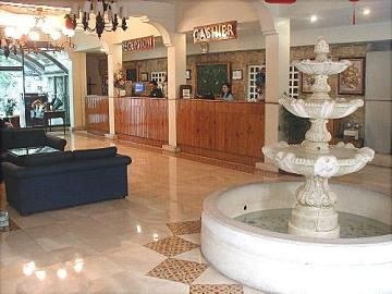 GARDEN PLAZA HOTEL photo 2