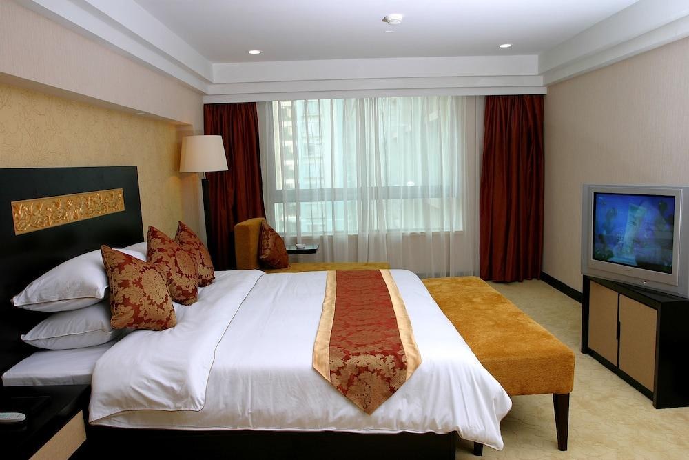 Landmark International Hotel photo 3