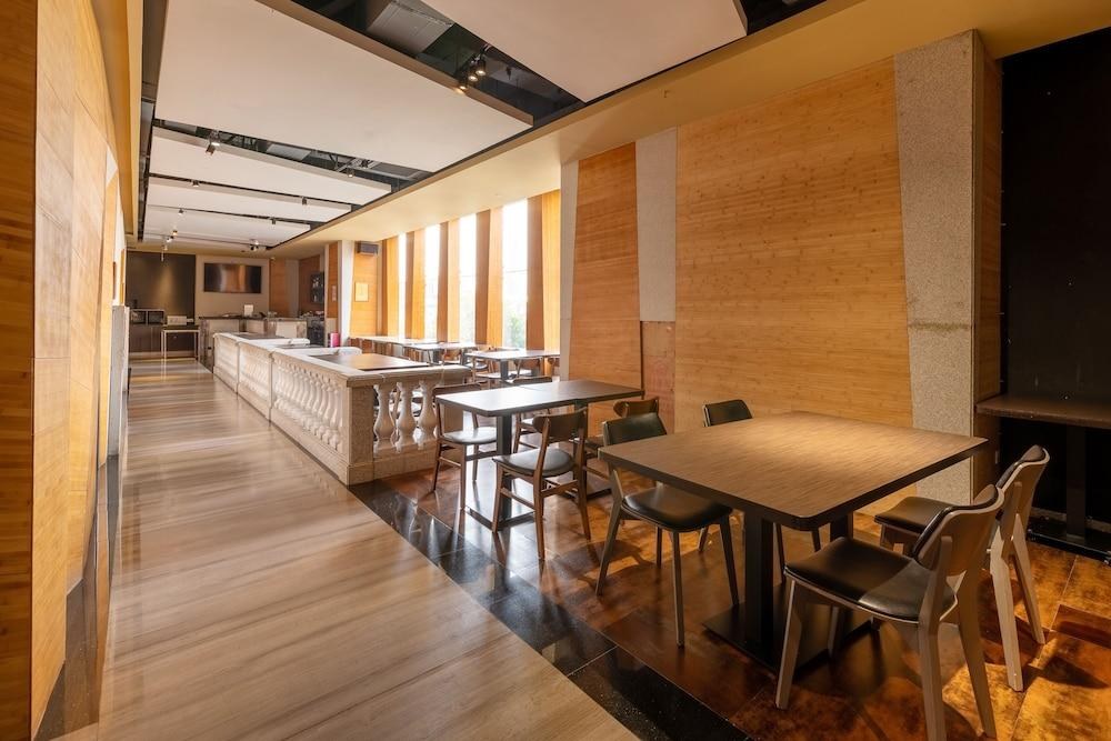 TIMMY HOTEL photo 2