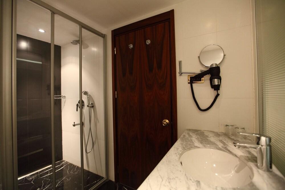 VICTORY HOTEL & SPA photo 3