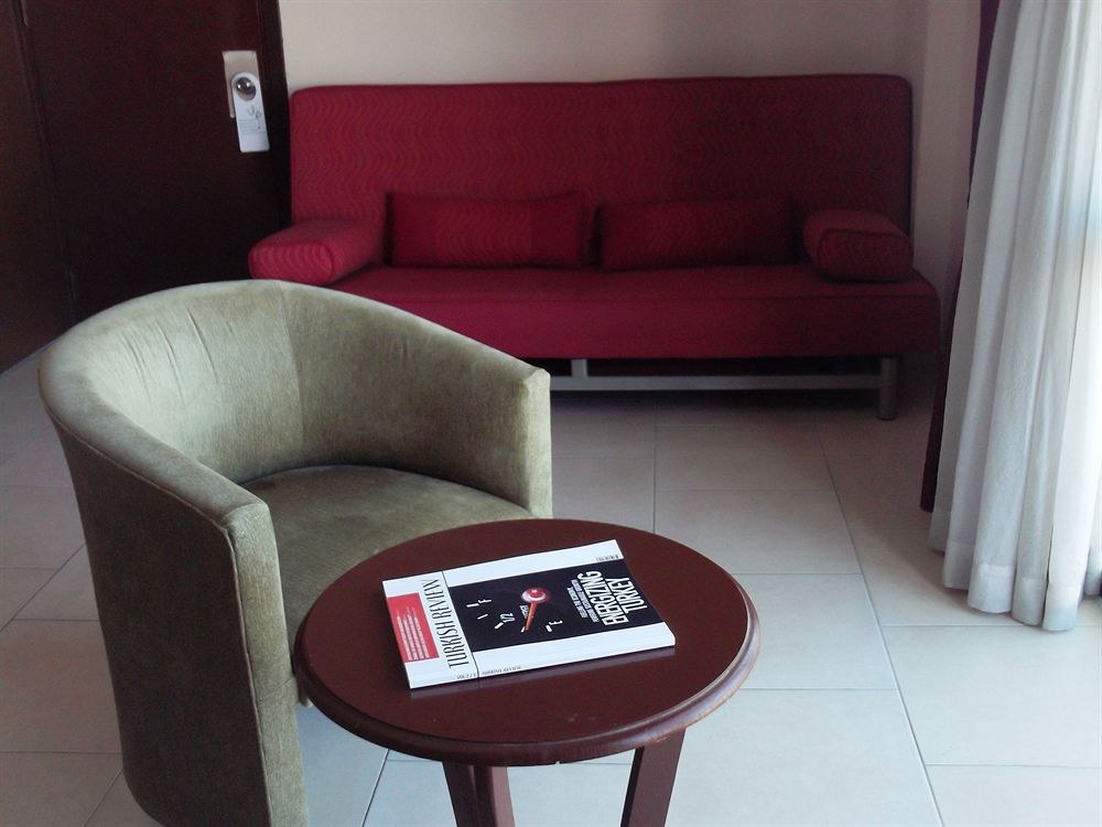 West Ada Inn photo 1