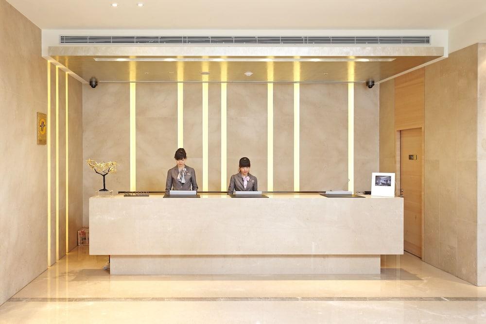 HOTEL COZZI ZHONGXIAO photo 4
