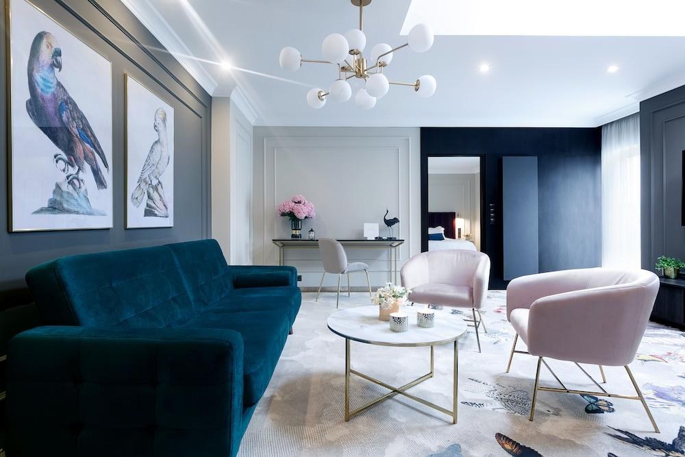 QUEEN BOUTIQUE HOTEL photo 4
