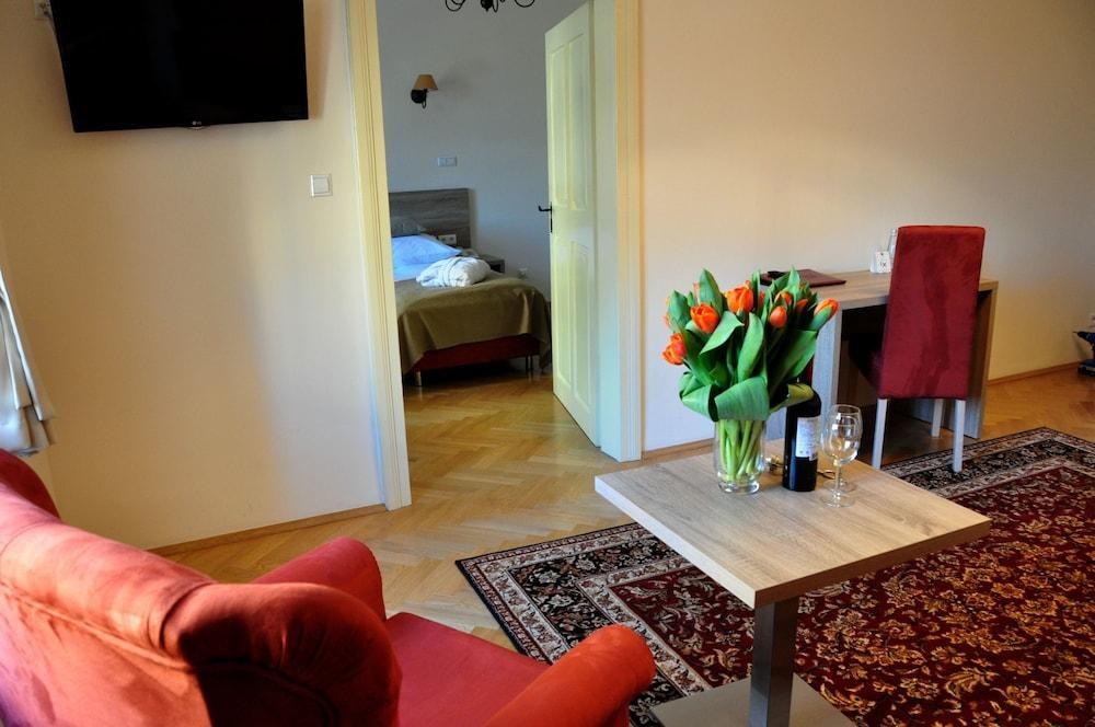 HOTEL SANTI photo 3