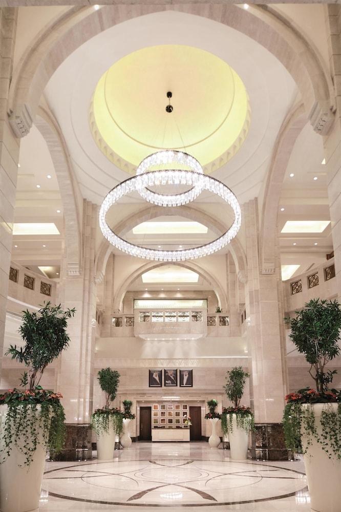MAKKAH CLOCK ROYAL TOWER - FAIRMONT photo 3