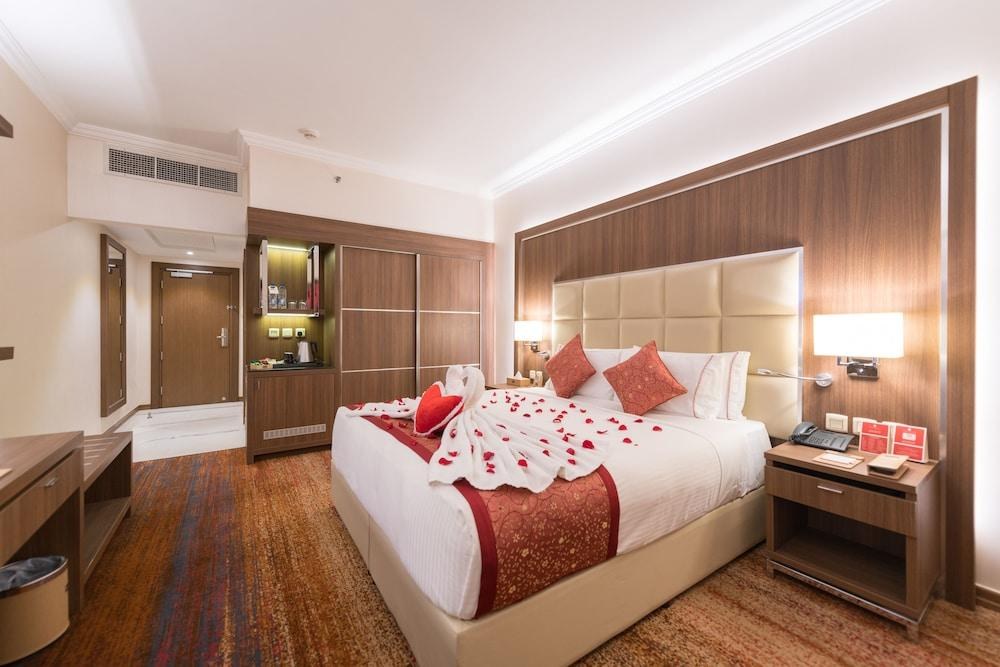 RAMADA CONTINENTAL JEDDAH photo 4