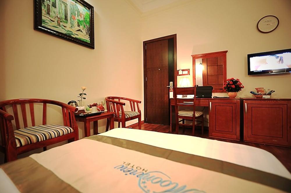 MOONVIEW HOTEL photo 2