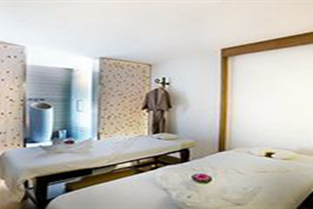 Chateau de Bangkok photo 1