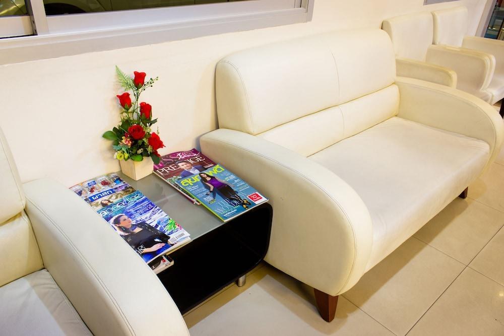 I RESIDENCE SATHORN photo 4