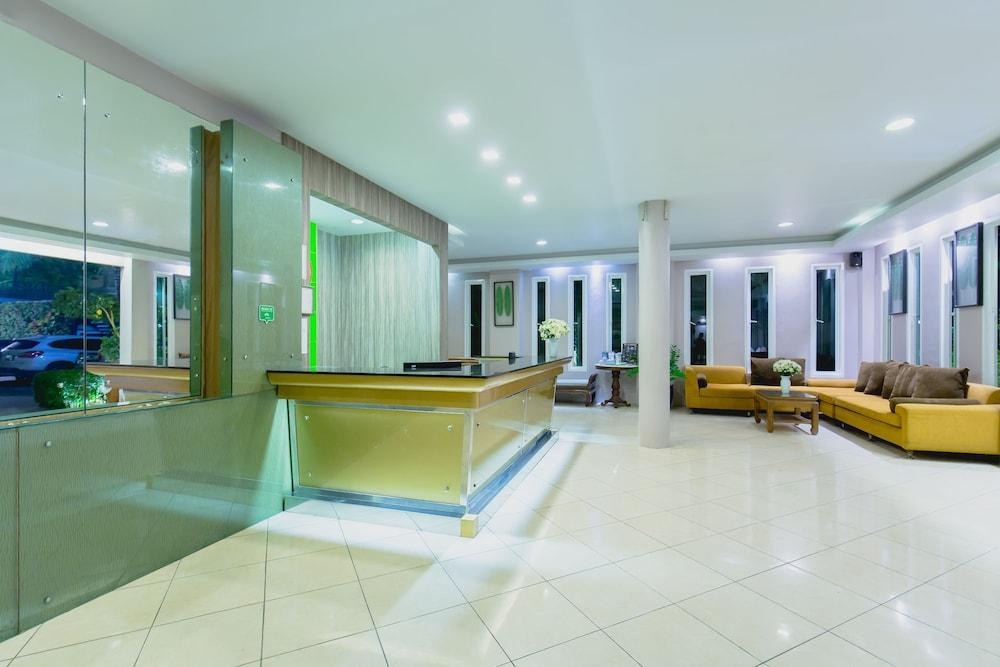 THANTHIP BEACH RESORT photo 4