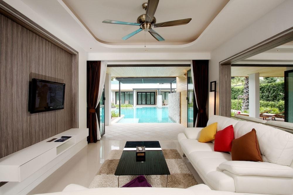 Wyndham Sea Pearl Resort Phuket photo 2