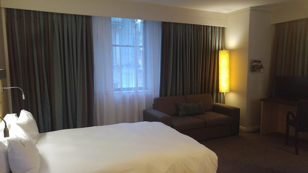 HOLIDAY INN EXPRESS CAPE TOWN photo 3
