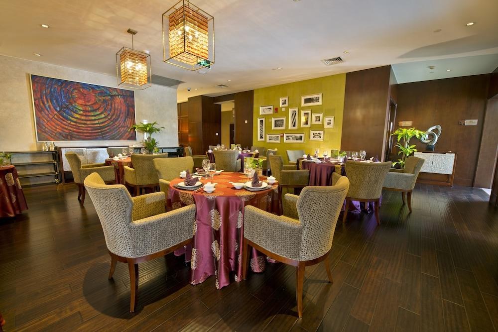 HOLIDAY INN BEIJING HAIDIAN photo 2