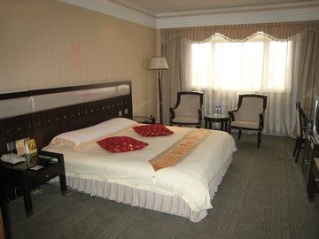 HUAJING GRAND HOTEL photo 2