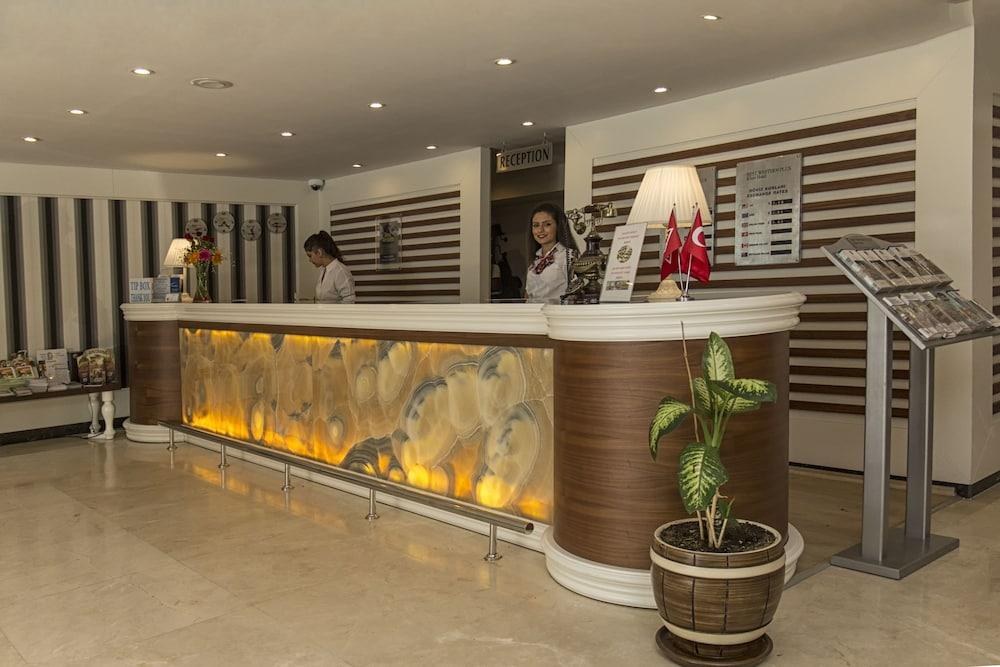 Best Western Plus Khan Hotel photo 3